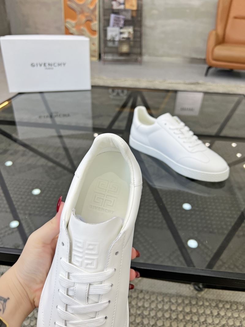 Givenchy Sneakers